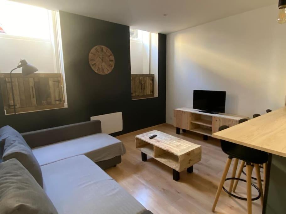 T2 4 Places 4Min A Pied Chateau Pau Dış mekan fotoğraf